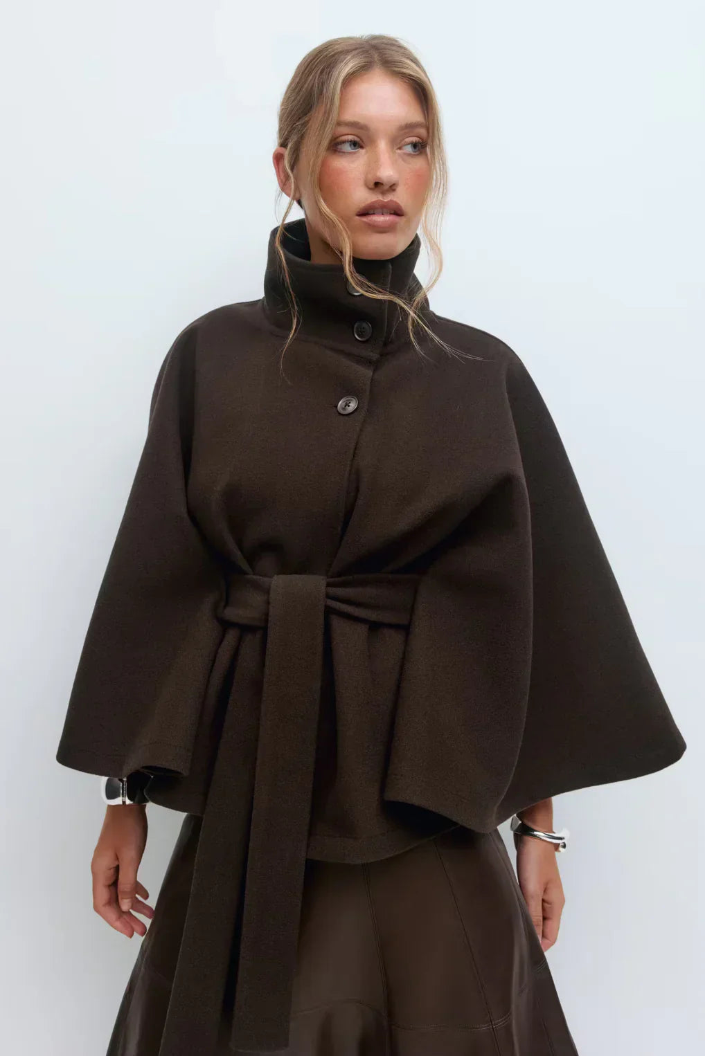 Margot Biarritz - Veste cape avec ceinture