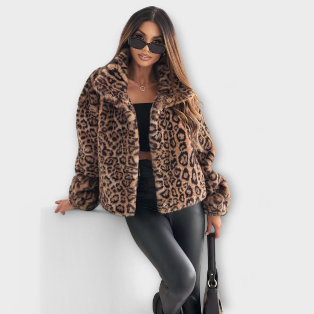 Margot Biarritz - Manteau en peluche synthétique à imprimé léopard