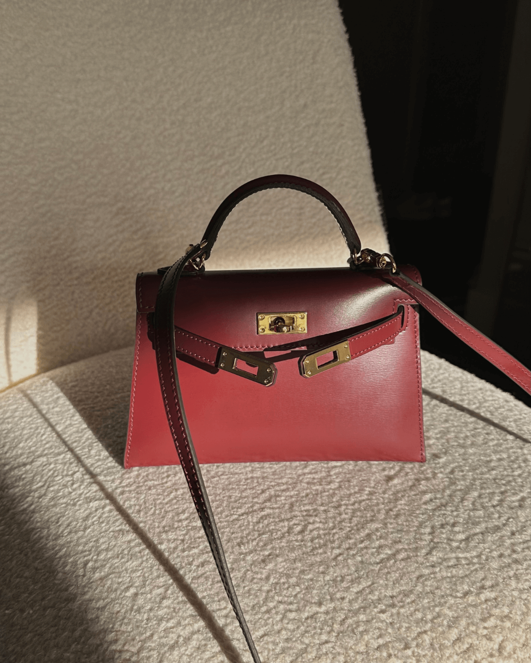 Margot Biarritz - Mini sac en cuir bordeaux élégant