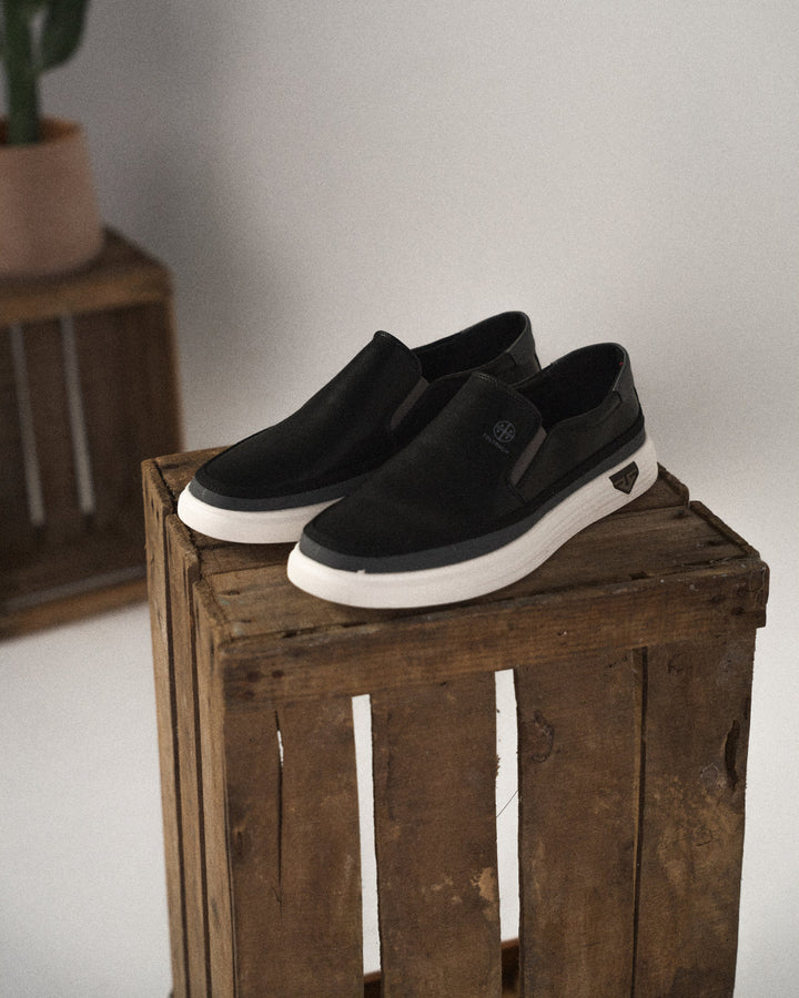 Margot Biarritz - Chaussures à enfiler modernes pour hommes