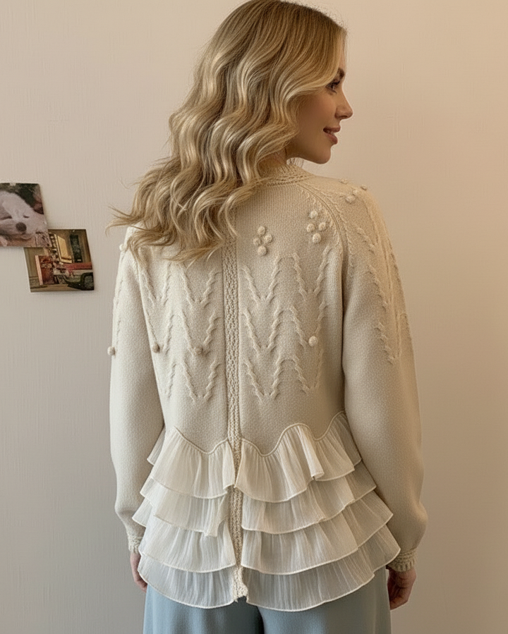 Margot Biarritz - Cardigan élégant en maille avec volants