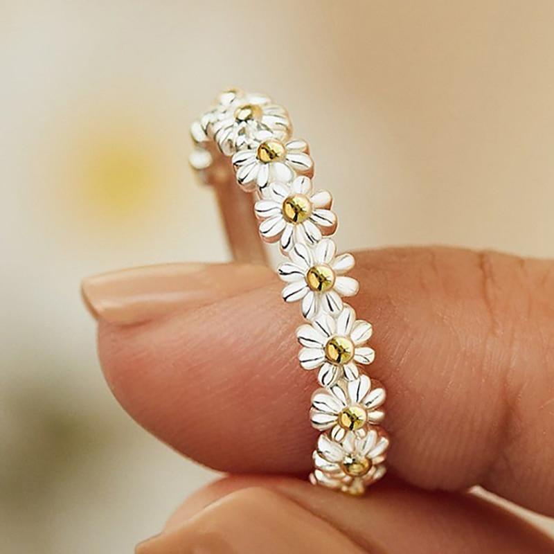 Margot Biarritz - Bague réglable en argent avec marguerite