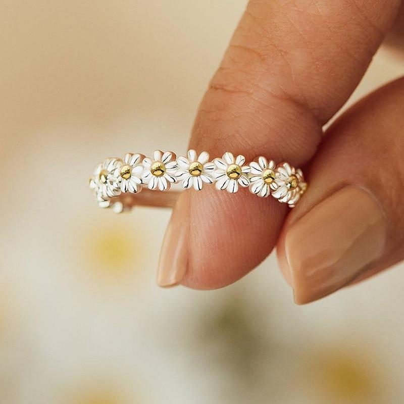 Margot Biarritz - Bague réglable en argent avec marguerite