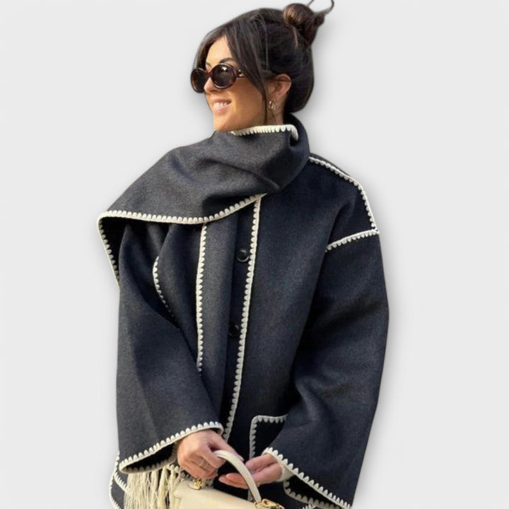 Margot Biarritz - Manteau stylé avec écharpe