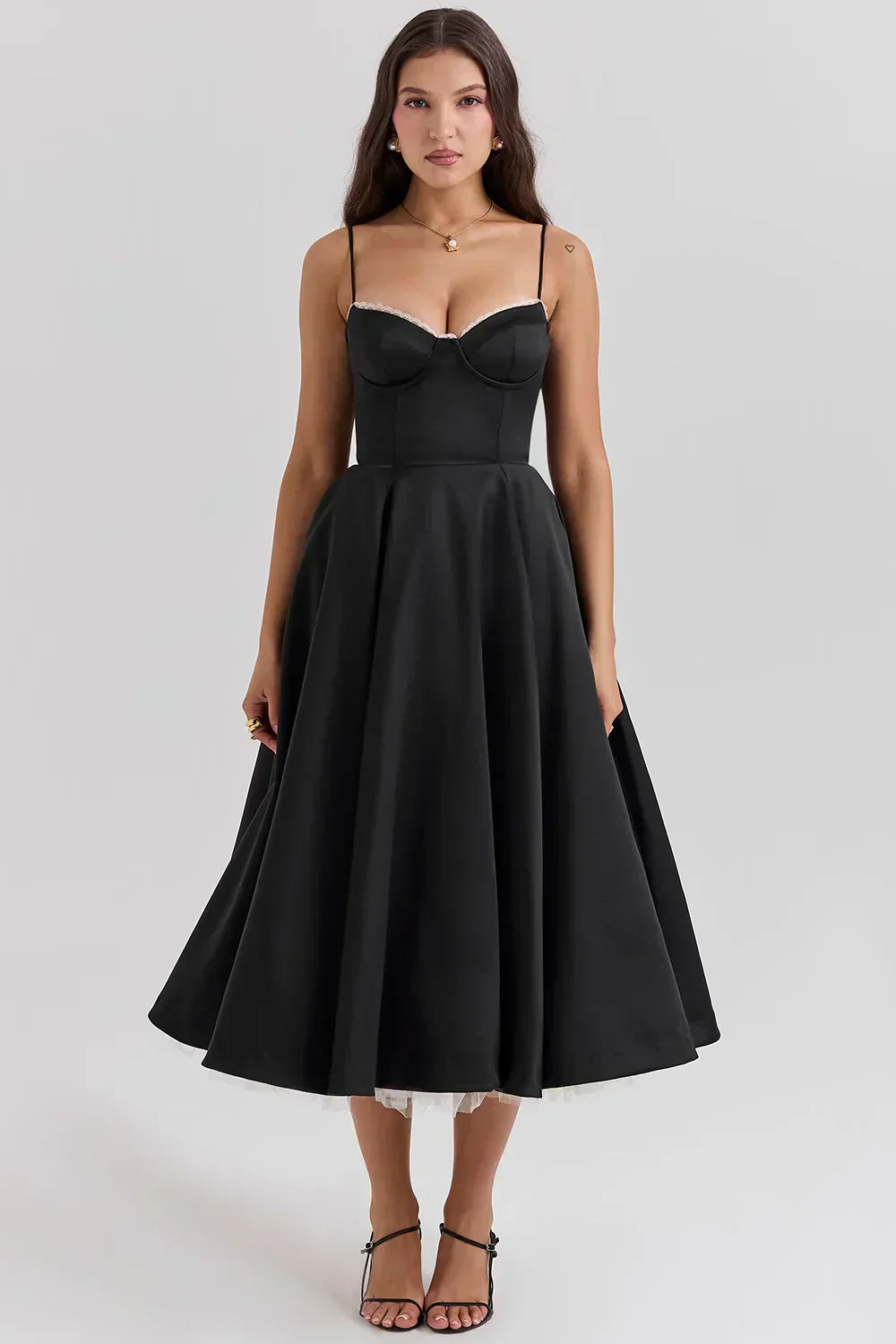 Margot Biarritz - Robe Élégante Chloé