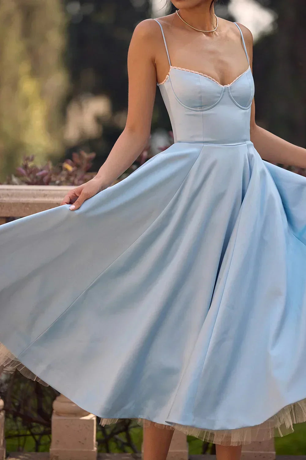 Margot Biarritz - Robe Élégante Chloé