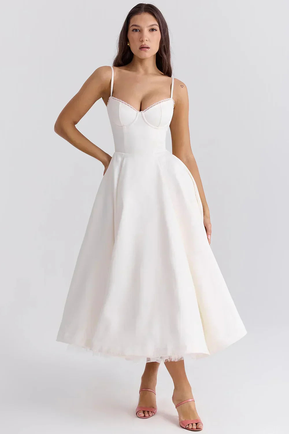 Margot Biarritz - Robe Élégante Chloé