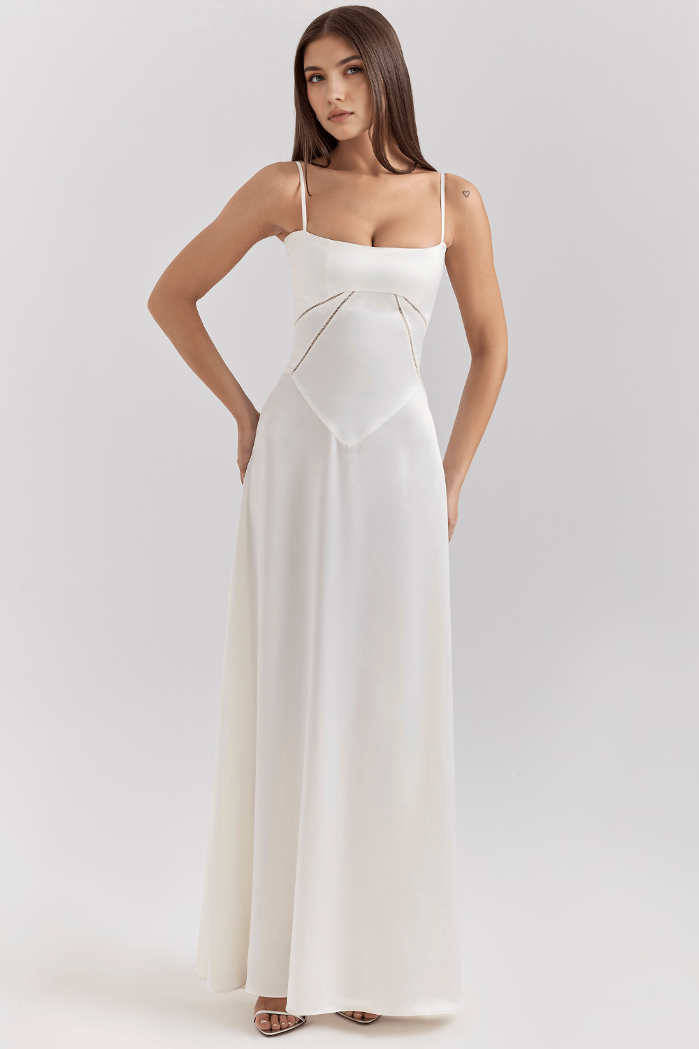 Margot Biarritz - Robe Élégante Inès