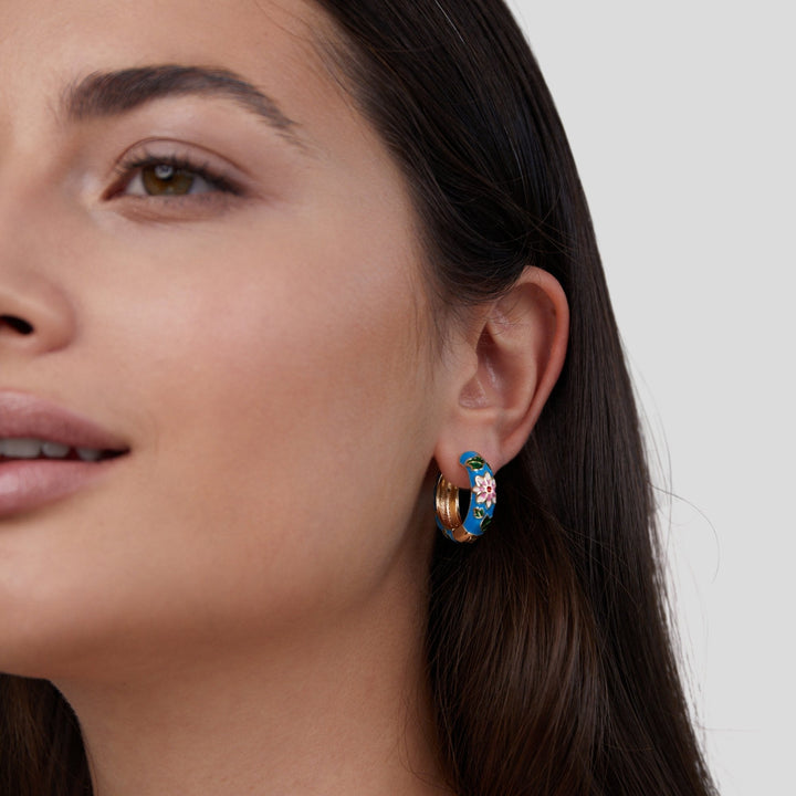 Margot Biarritz - Boucles d'oreilles en cercle doré avec fleur